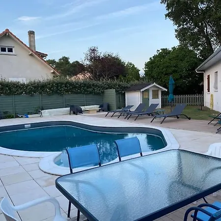 Piscine Bord De Foret בית נופש Mimizan-Plage